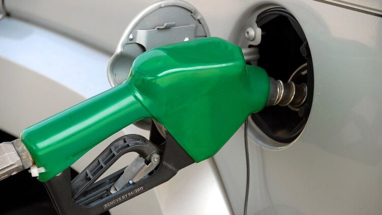 В Украине растут цены на автомобильное топливо. Фото: pxhere.com