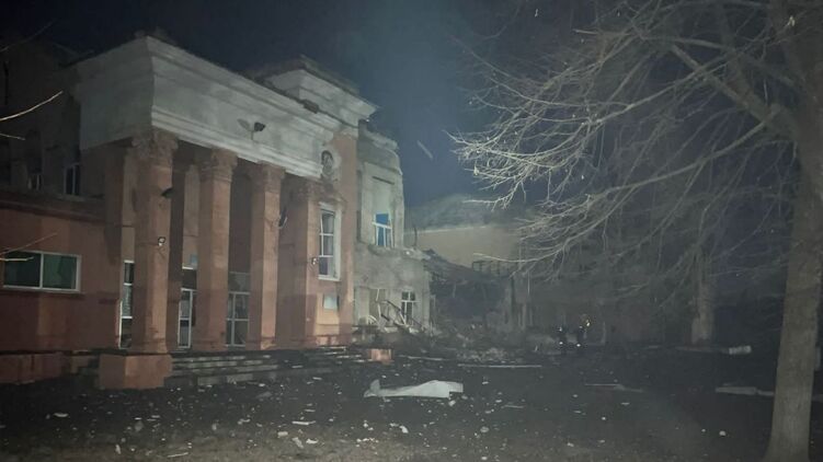 Ракетний удар по школі у Краматорську.