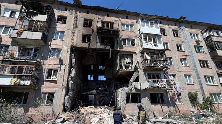 Удар дрона по дому в Горловке, где погибли три человека