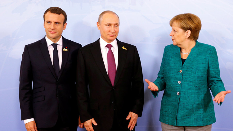 Прежде, чем устраивать созвон в нормандском формате, трое из четырех глав государств встретились лично в Гамбурге, фото: sputniknews.com
