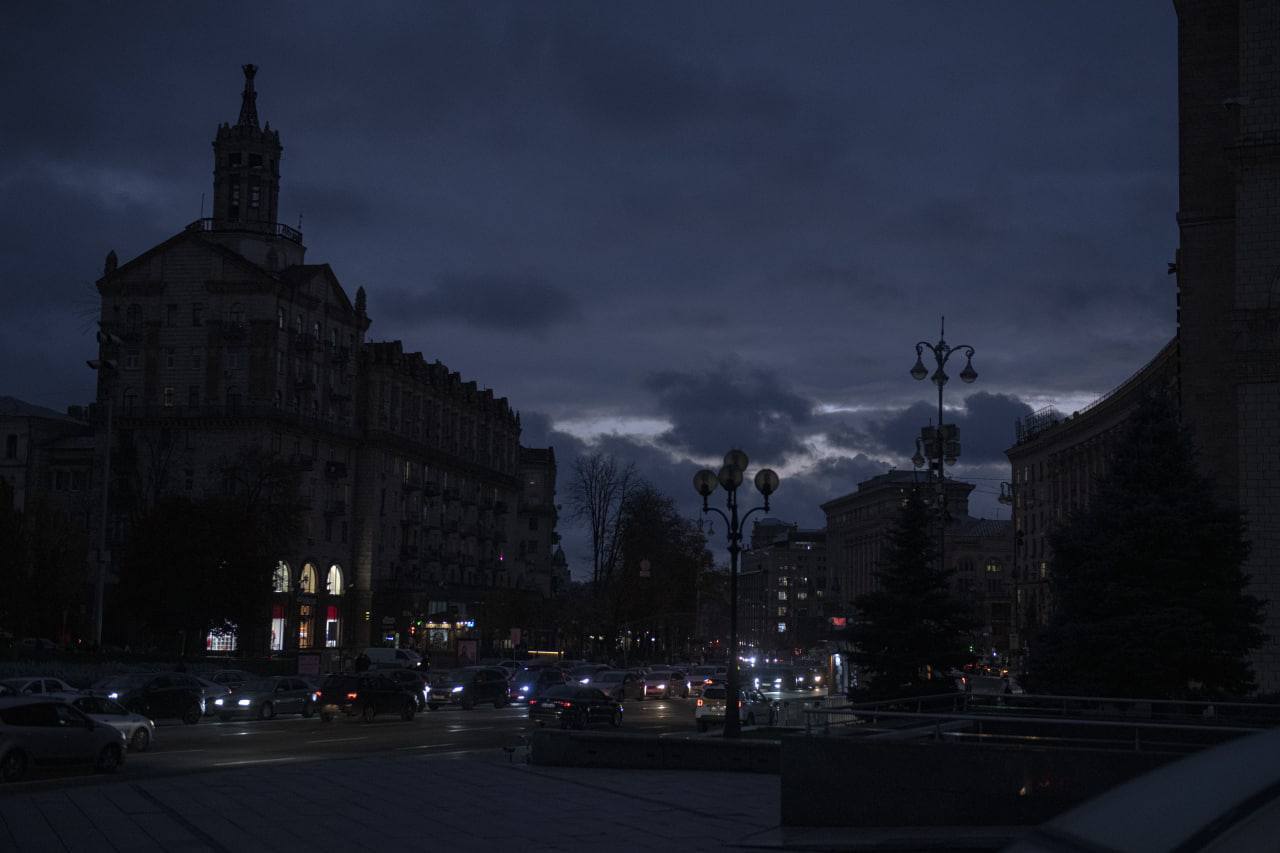 Киевские каналы опубликовали фото Киева без света, в режиме экономии электроэнергии
