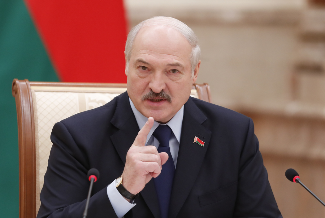 Лукашенко повел жесткую игру