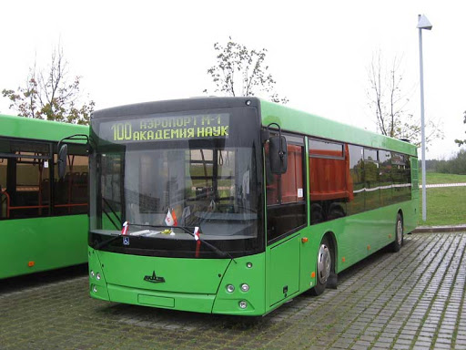Садовой развел политику вокруг автобусов