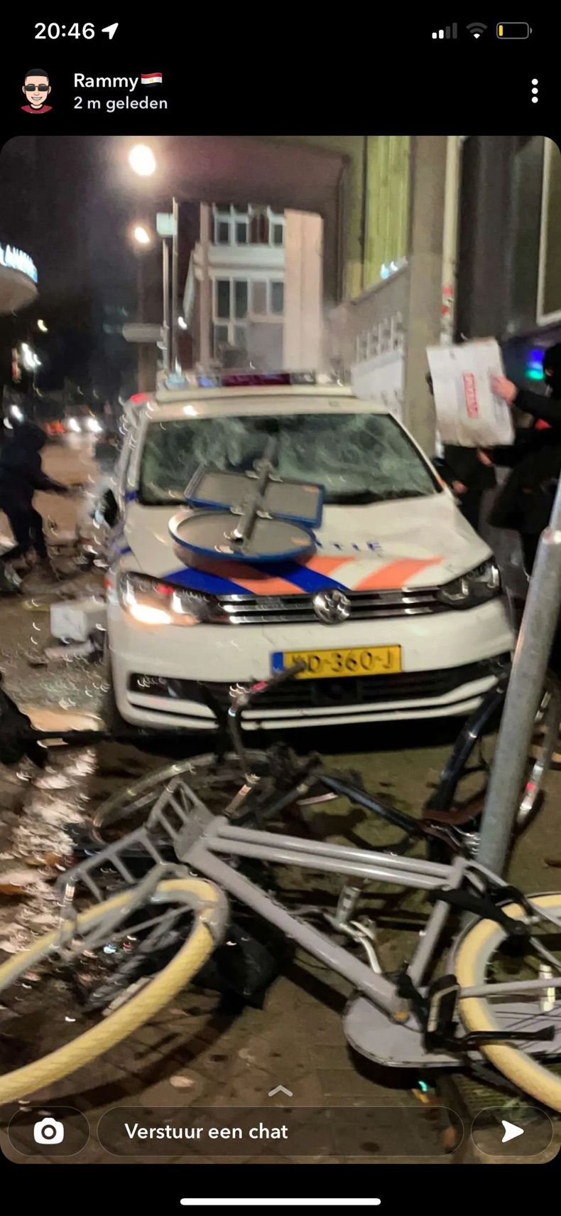 Протесты в Нидерландах. Фото: twitter.com/arjjunananda