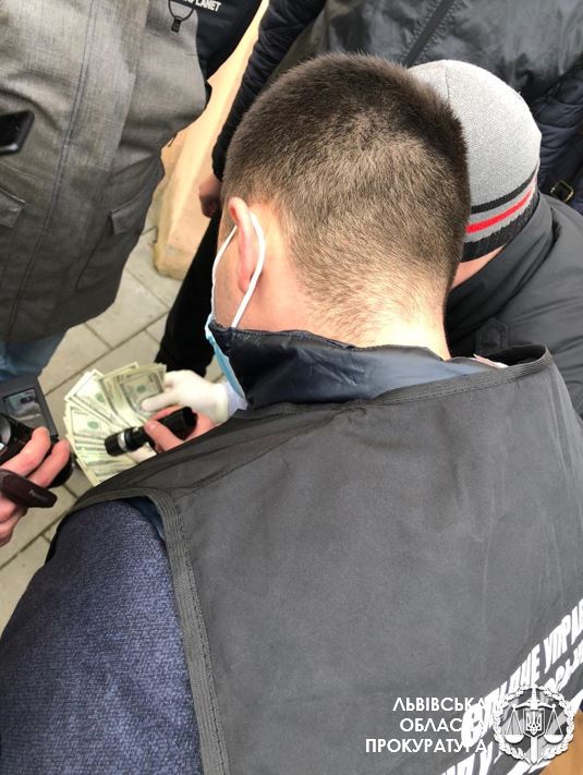 Во Львовской области судья поймали на вымогательстве взятки. Фото: Генпрокуратура