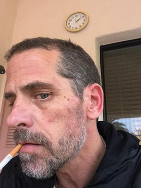 Хантер Байден оставил свой ноутбук в мастерской, но так и не вернулся за ним