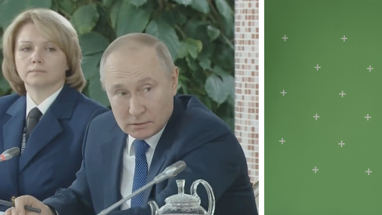 У Путина якобы прозрачный микрофон