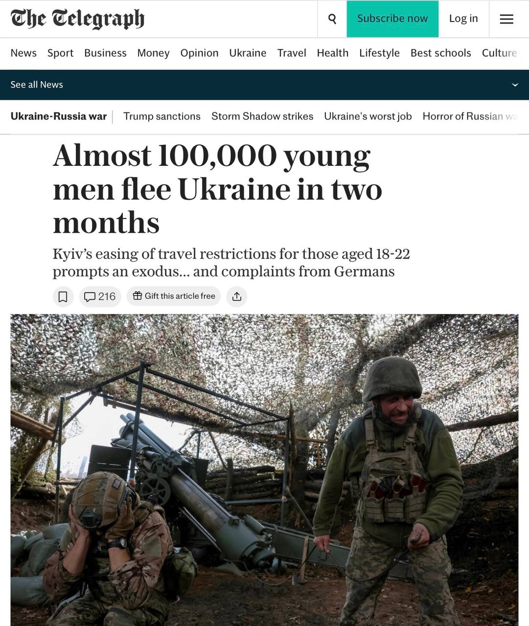Сниомок заголовка на telegraph.co.uk - из Украины выехали около 100000 военнообязанных 18-22 лет