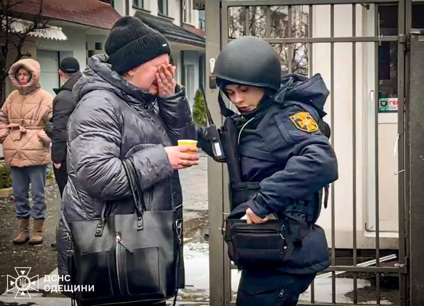 Фото после обстрела Одессы. Источник - ГСЧС